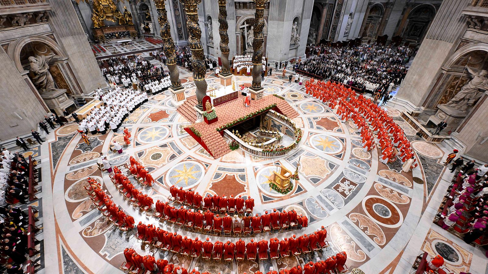 Celebración de la misa "Pro eligendo pontifice" antes del inicio del cónclave