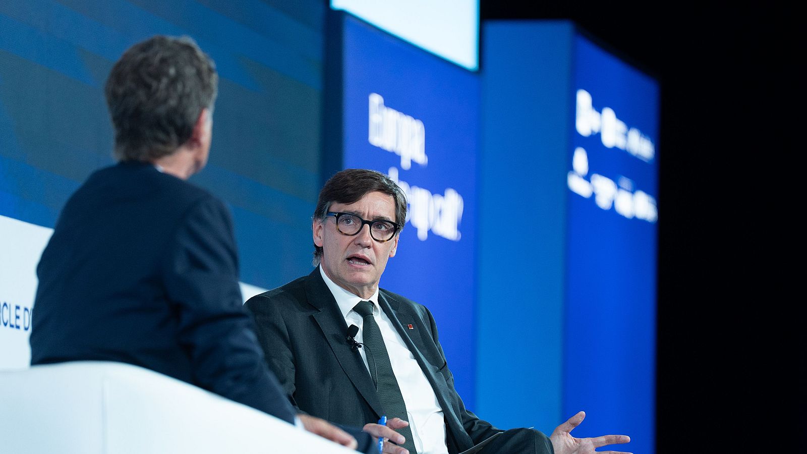 Salvador Illa respon les preguntes del president del Cercle d'Economia, Jaume Guardiola