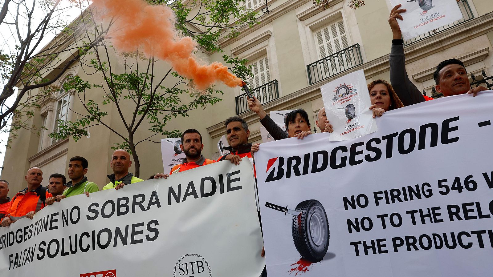 Bridgestone rebaja en 55 los despidos del ERE y ofrece prejubilaciones desde los 57 años