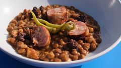Receta de chorizo criollo a la parrilla con guiso de lentejas de MasterChef 13