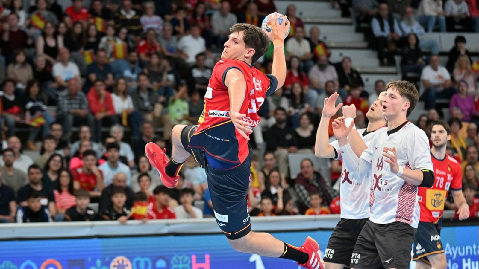 Los Hispanos vencen a Austria y se clasifican como primeros de grupo para el próximo Europeo de balonmano