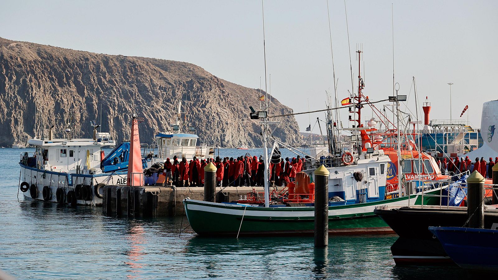 El TS convoca al Gobierno para que detalle las medidas del reparto de menores migrantes