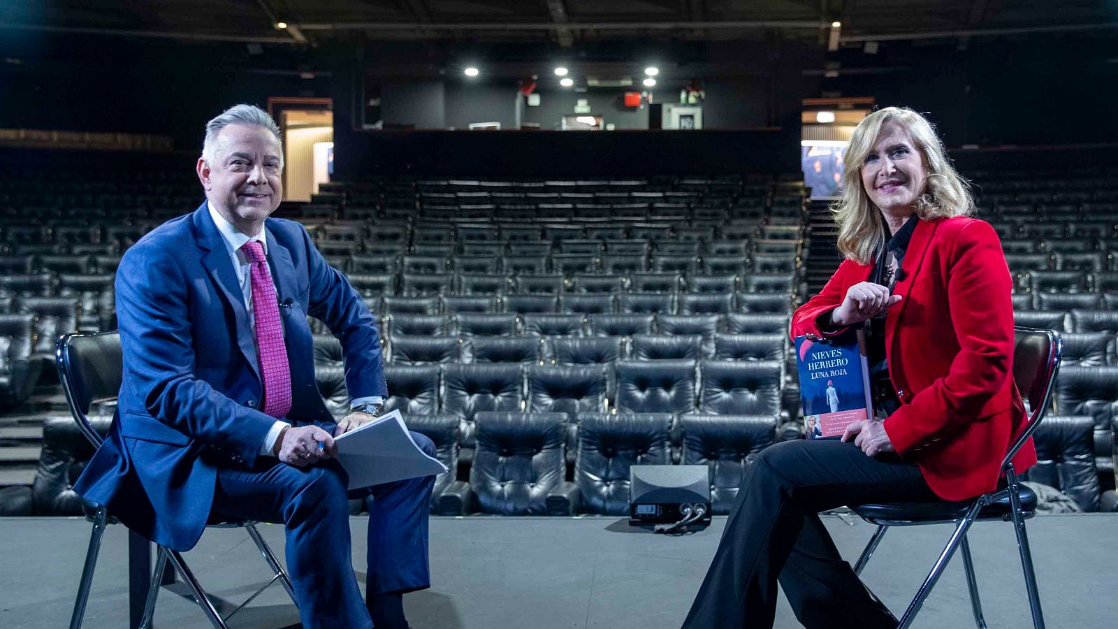 Jenaro Castro y Nieves Herrero en 'Plano general'