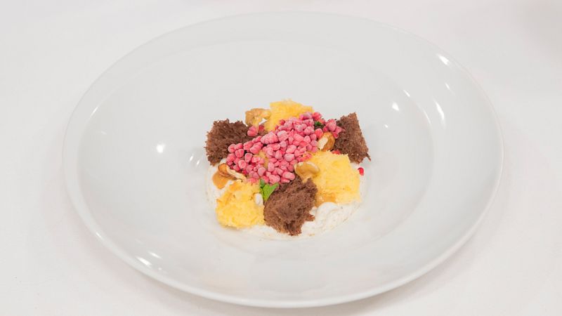 Receta de mousse de nata y nueces, bizcochos y toffee de Esther