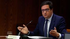 López insiste en que "jamás" supo de una fiesta de Ábalos en el Parador de Teruel y habla de "bulos" y "chascarrillos"