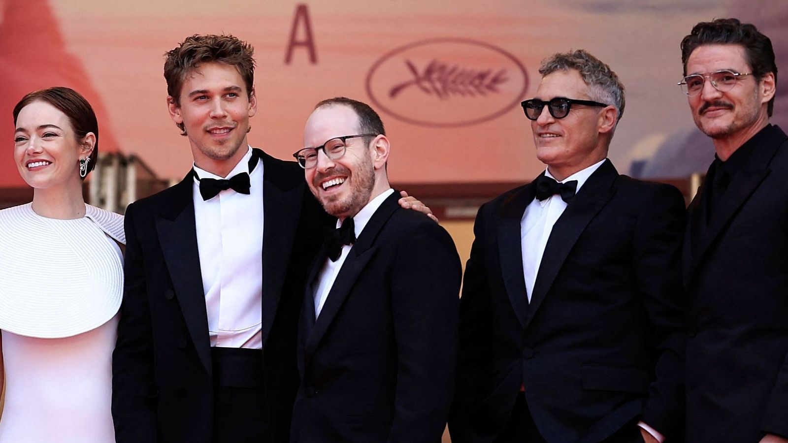 Emma Stone, Austin Butler, Ari Aster, Joaquin Phoenix y Pedro Pascal, en la presentaciónde 'Eddington'
