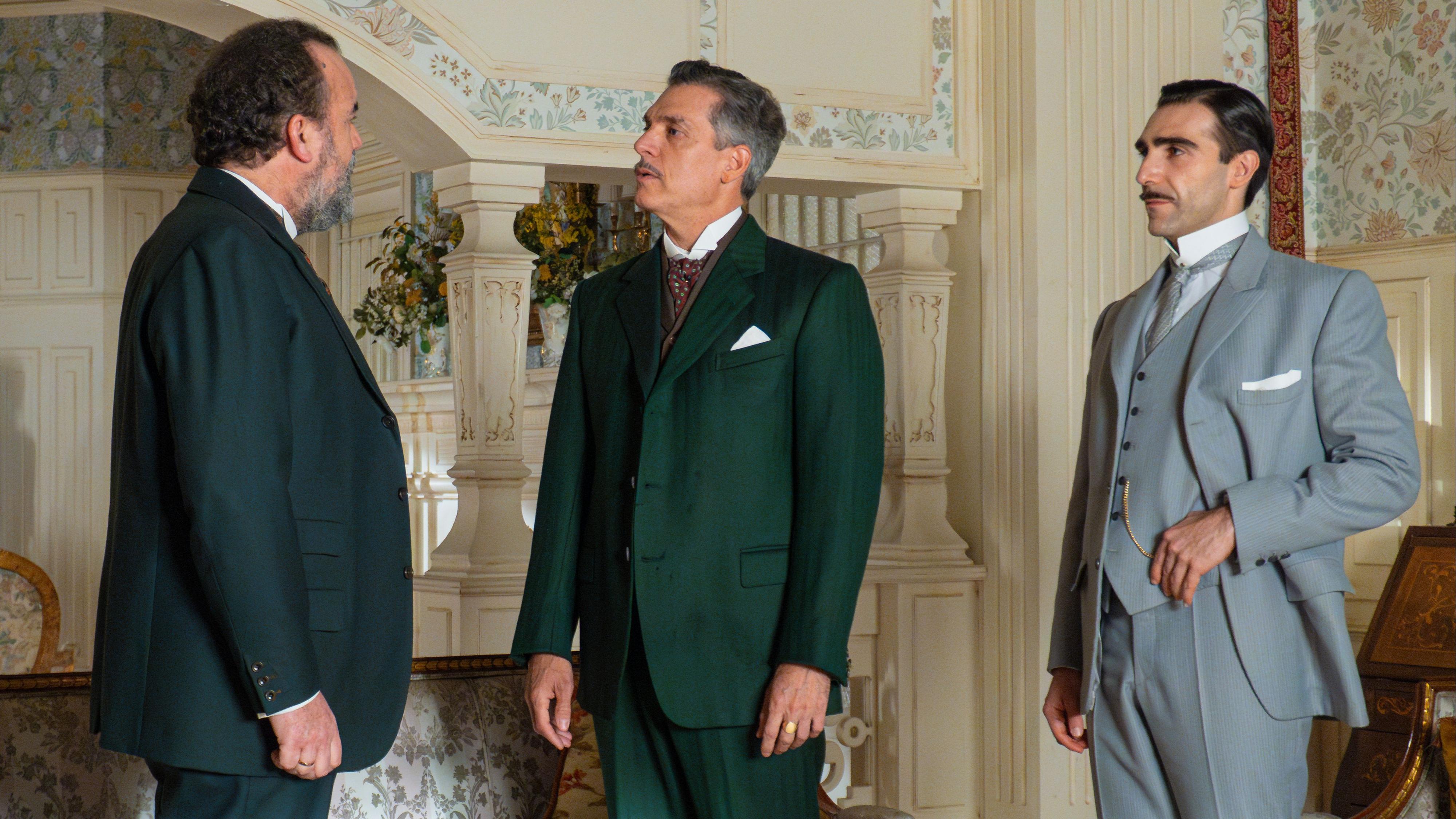 La Promesa - El duque de Carvajal y Cifuentes llega al palacio