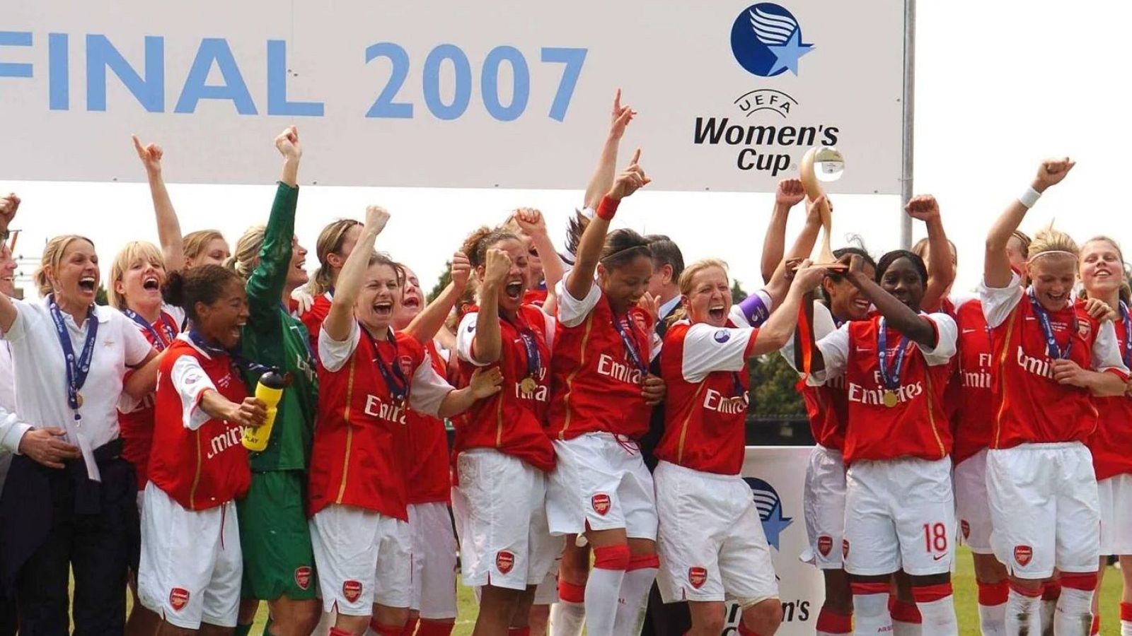 Arsenal, único equipo inglés con un título europeo tras ganar la Copa femenina de la UEFA 2007