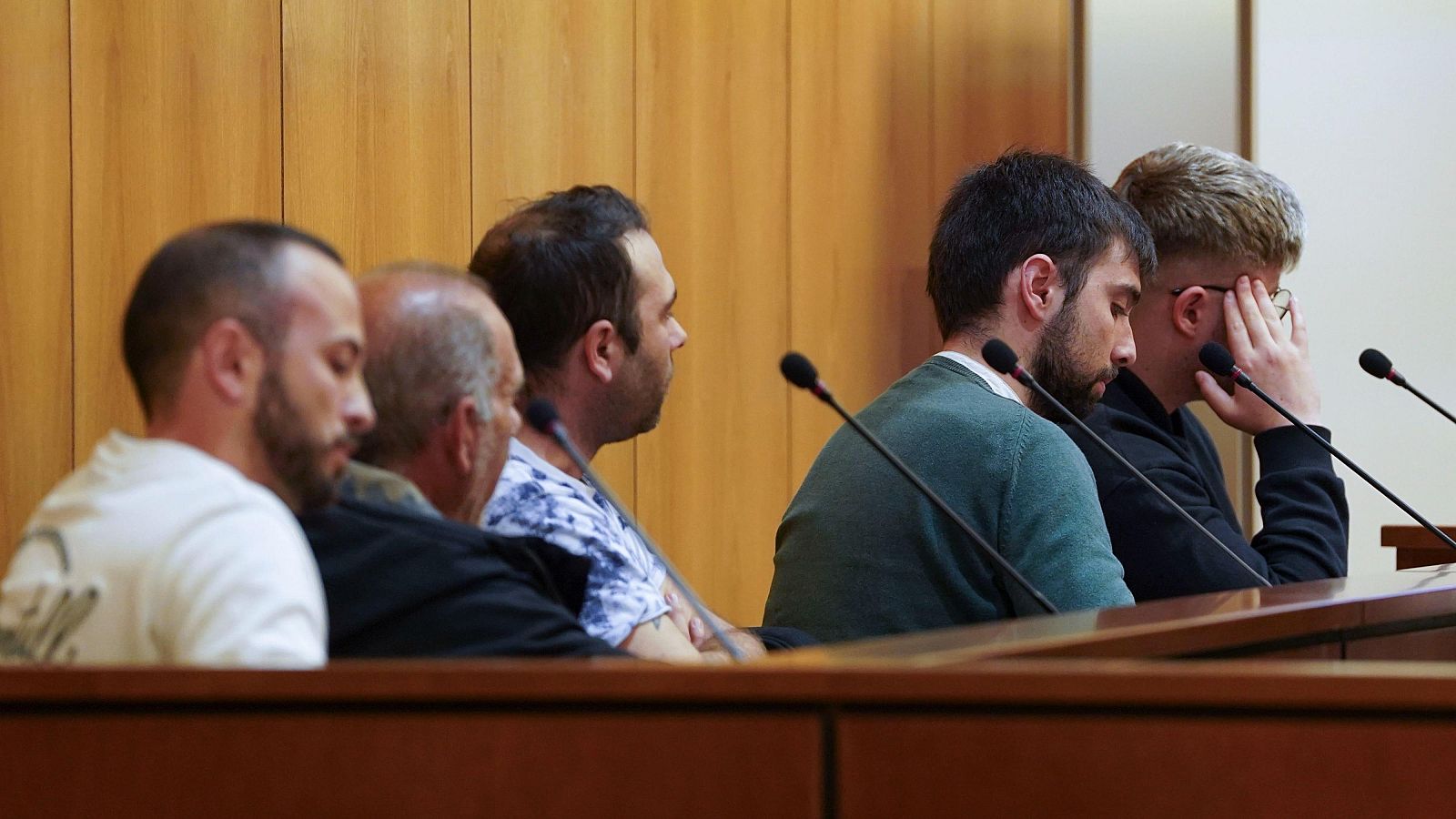 Condenados a un año cada uno de los cinco acusados de insultar a Vinicius en Valladolid.