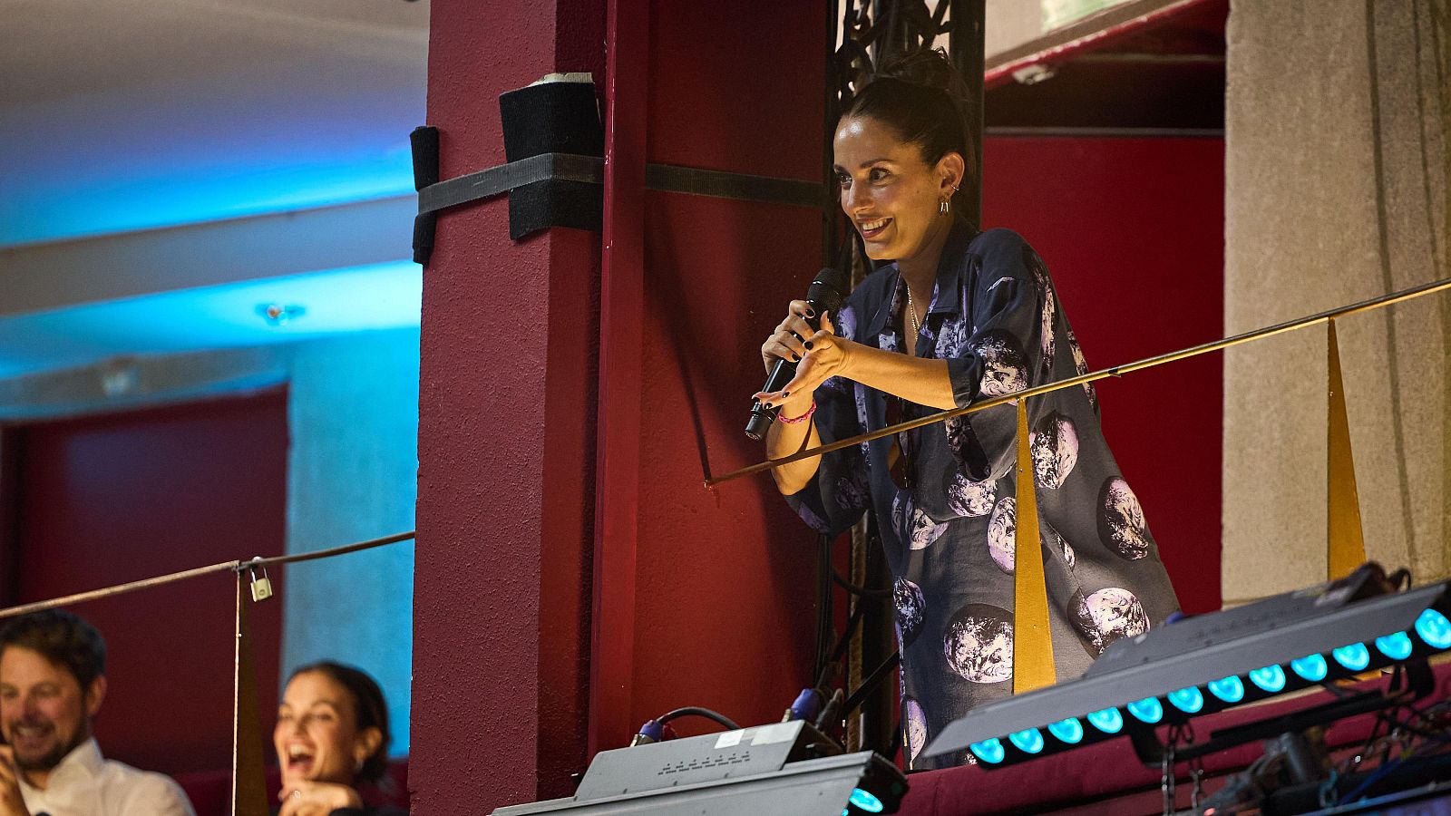 La actriz Silvia Alonso charla con Isabel Allende en La Revuelta 21/5/25