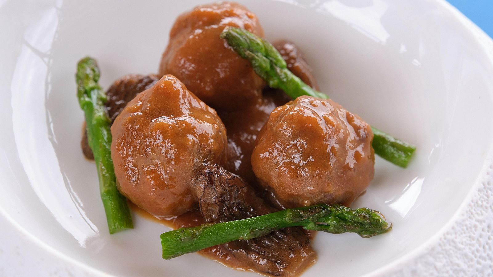 Receta de albóndigas de ternera madura con colmenillas en MasterChef 13