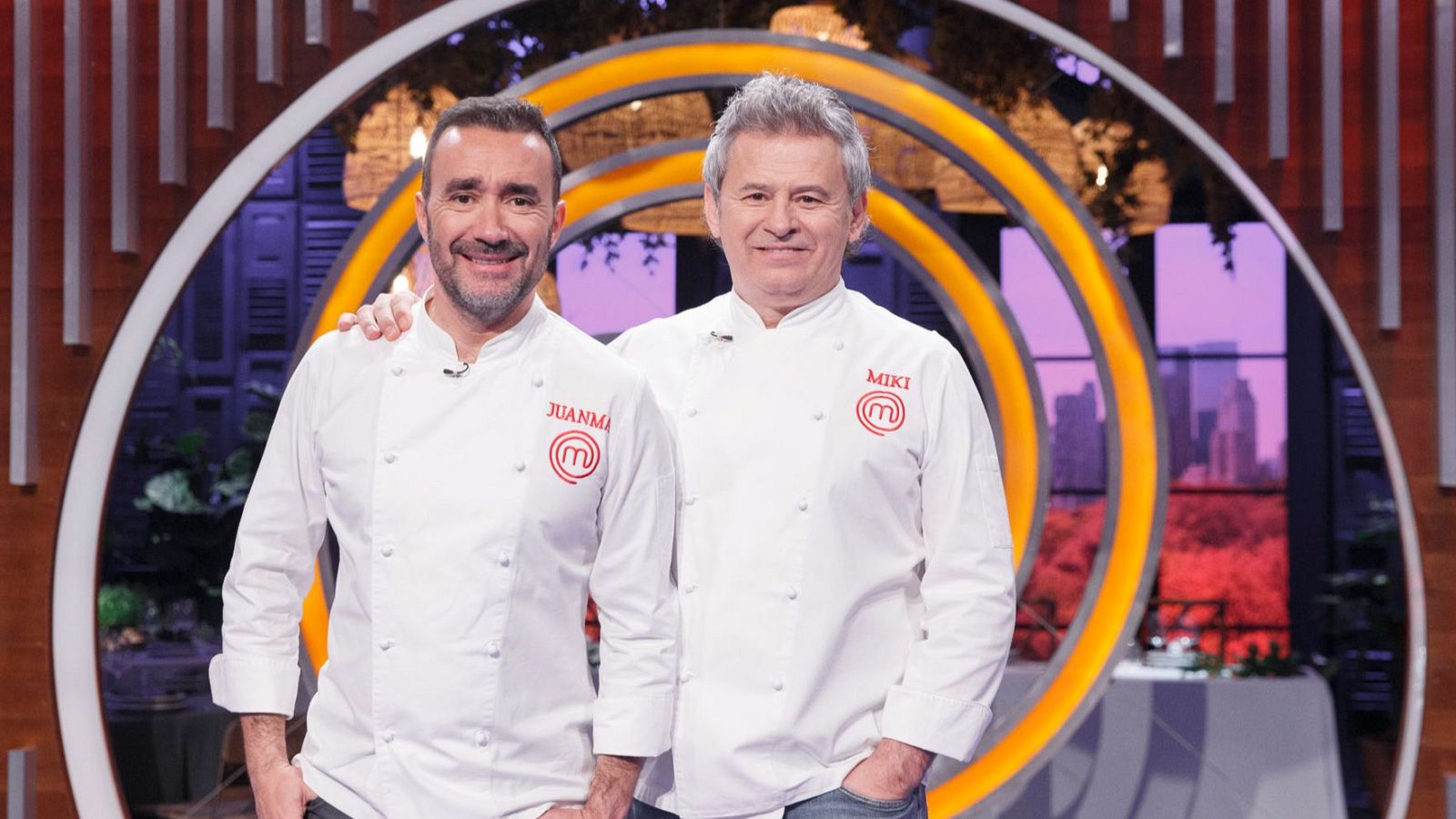 Juanma Castaño y Miki Nadal, en 'MasterChef'