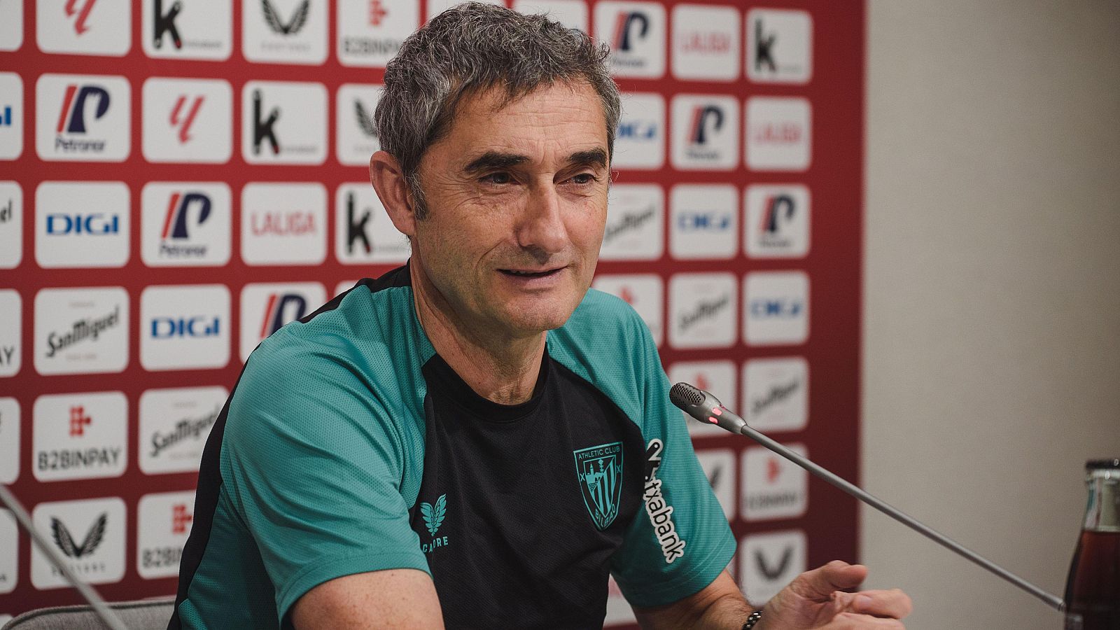 Ernesto Valverde renueva con el Athletic Club hasta 2026
