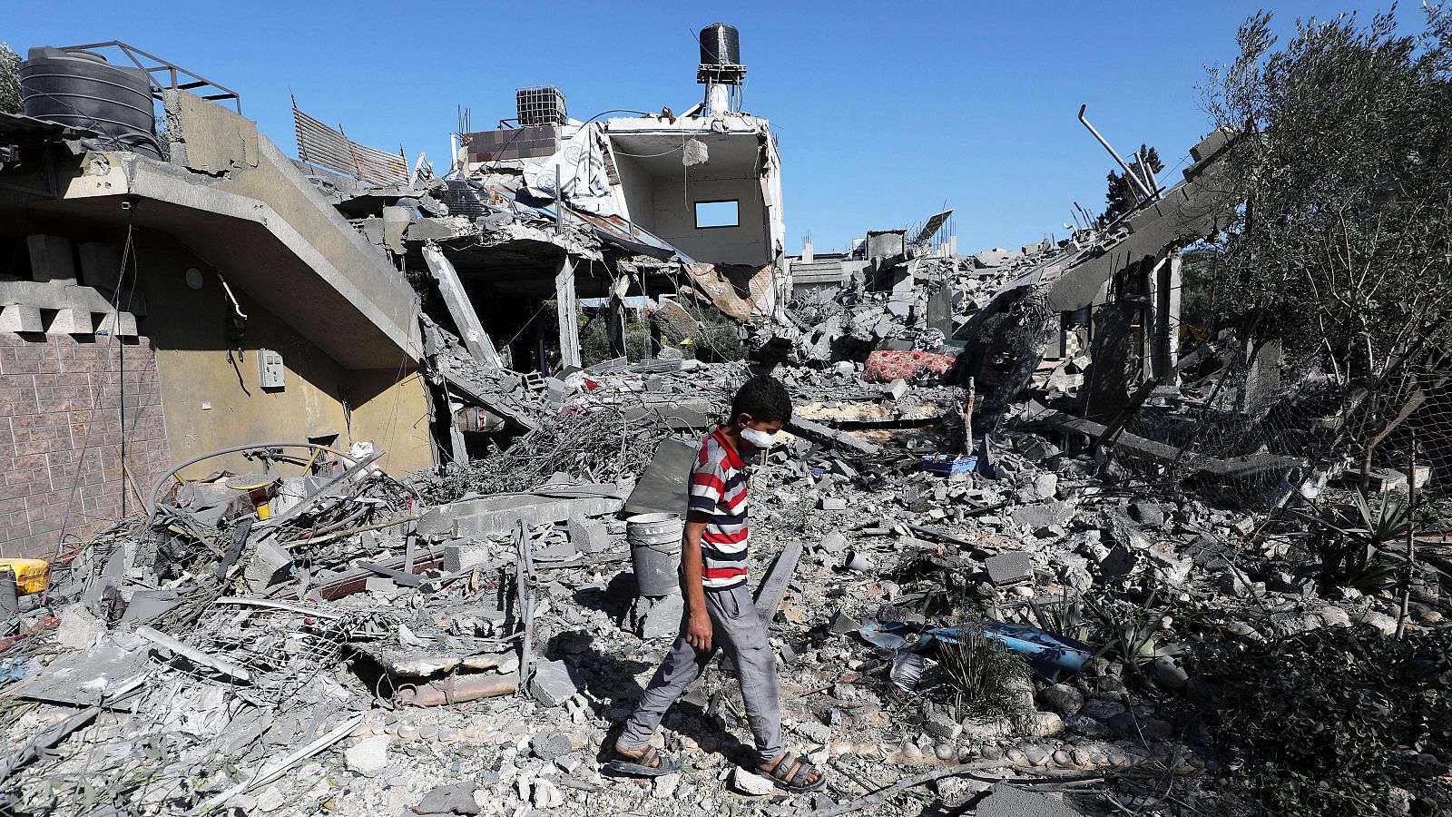 Israel mata a un periodista y a su familia en Yabalia, al norte de la Franja de Gaza