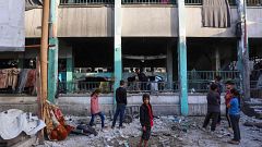 Al menos 13 muertos y más de una veintena de heridos en un ataque de Israel contra una escuela en Gaza