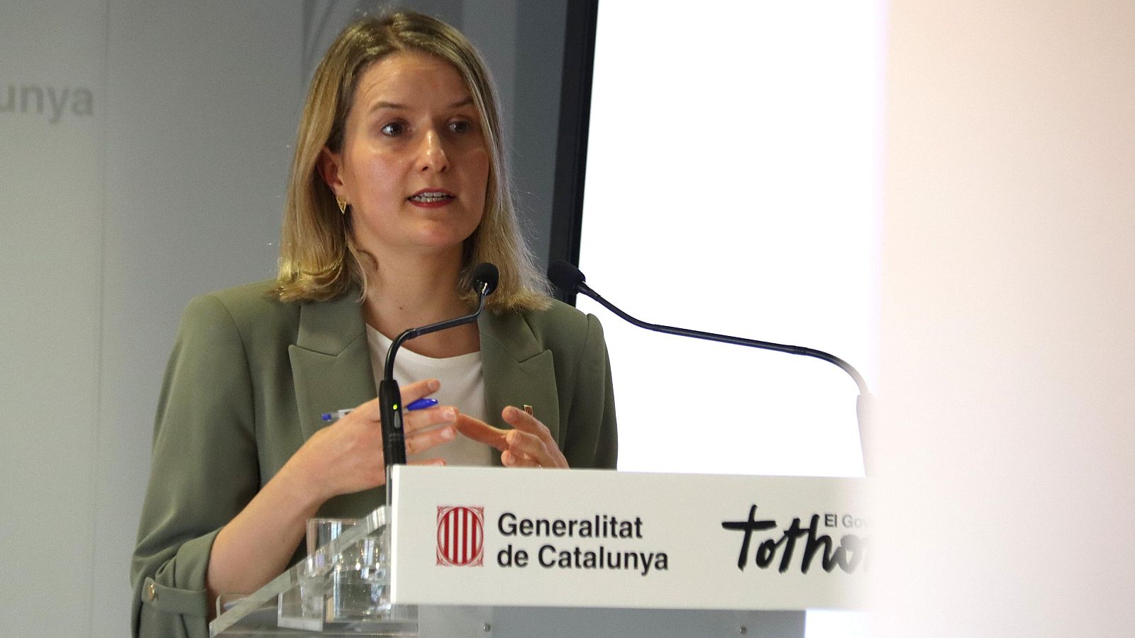 La consellera de Drets Socials, Mónica Martínez-Bravo