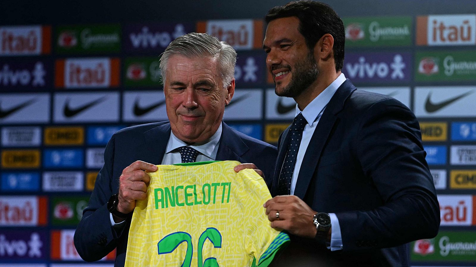 Ancelotti da su primera lista como selecciónador de Brasil