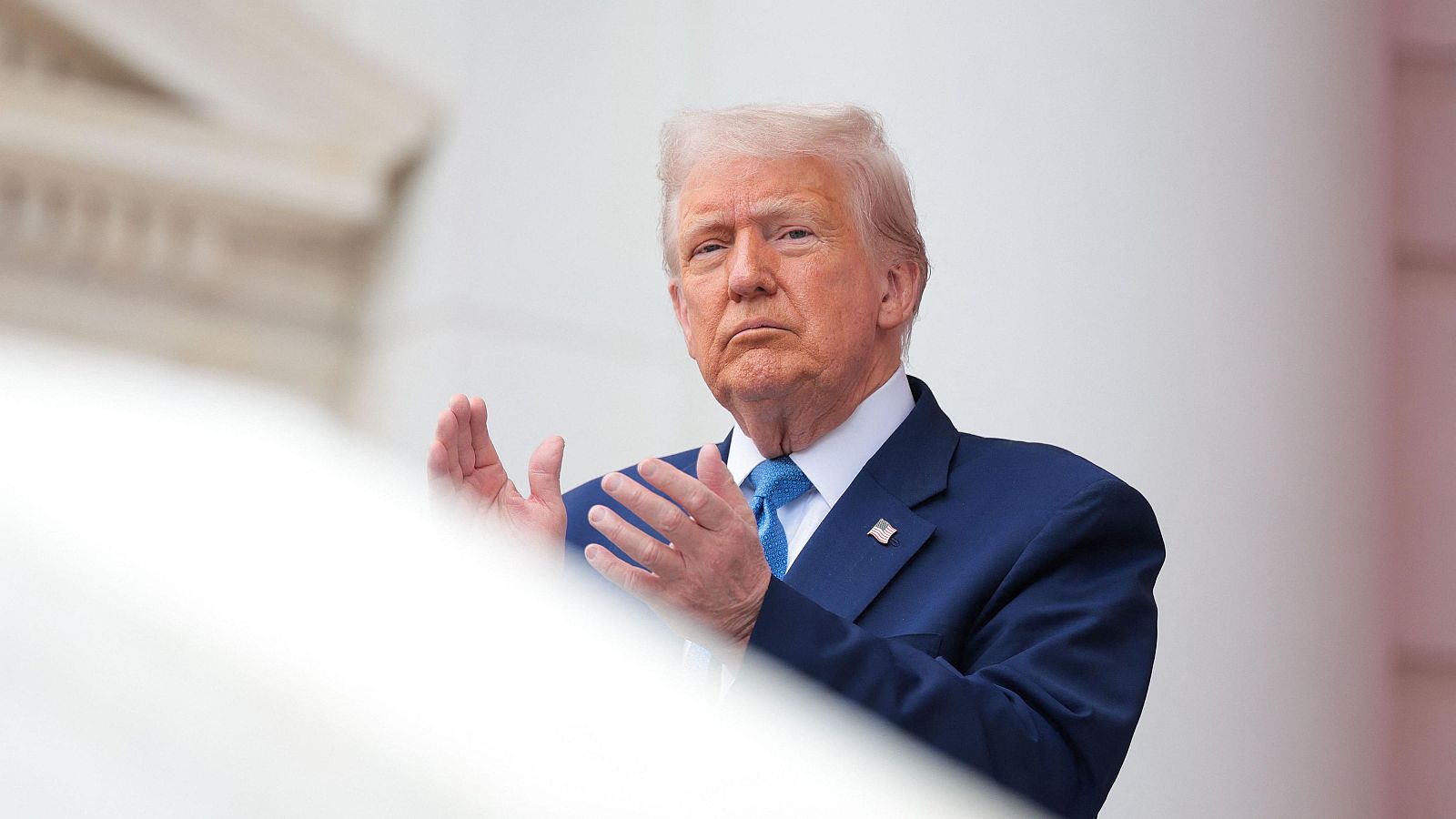 Trump asegura que la Unión Europea quiere negociar "rápidamente" tras amenazar con un arancel del 50%