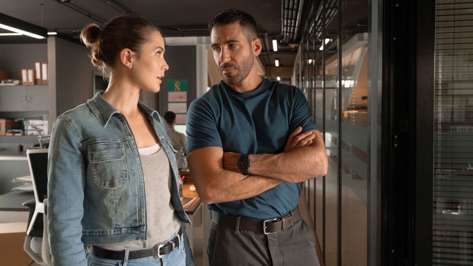 Katia Fellin y Miguel Ángel Silvestre, como Nina Weiss y Raúl Morales