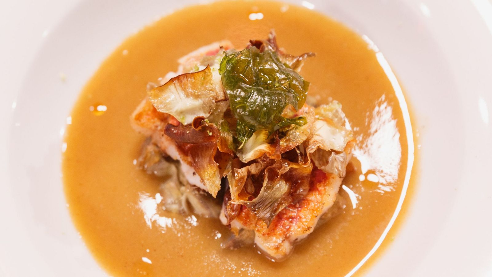 Receta de salmonete con alcachofas confitadas de Emilio en MasterChef 13