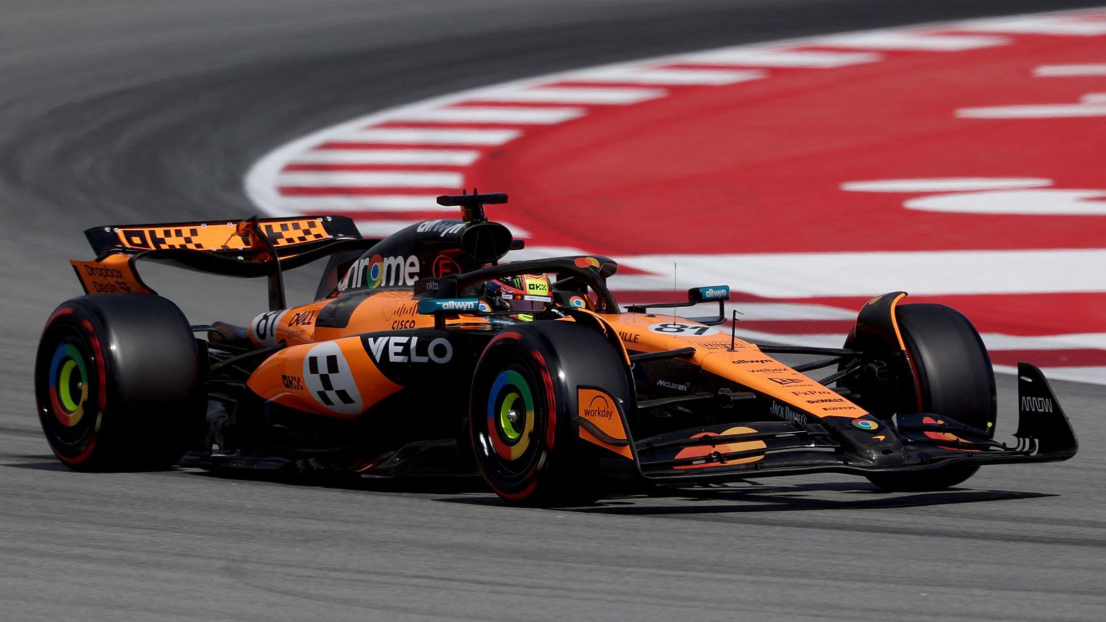 Óscar Piastri consigue la pole en el GP de España de F1 2025