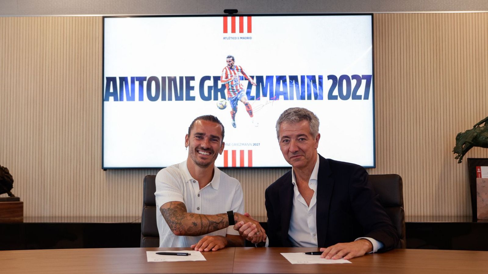 Antoine Griezmann renueva con el Atlético de Madrid hasta 2027
