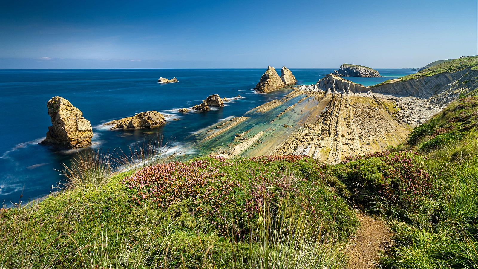 Playa de Arnia, en Costa Quebrada, Cantabria