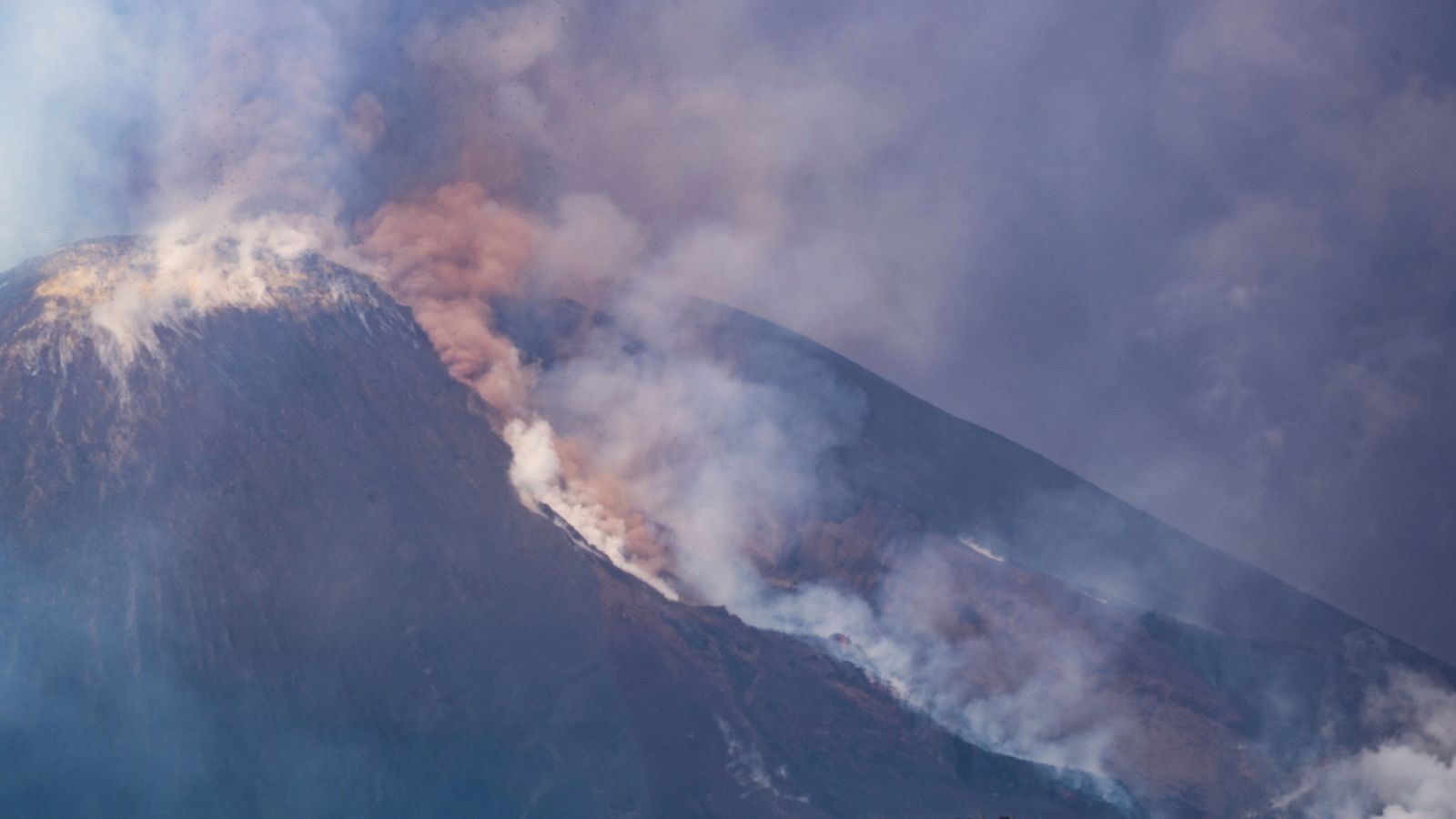 El volcán Etna ha entrado en erupción