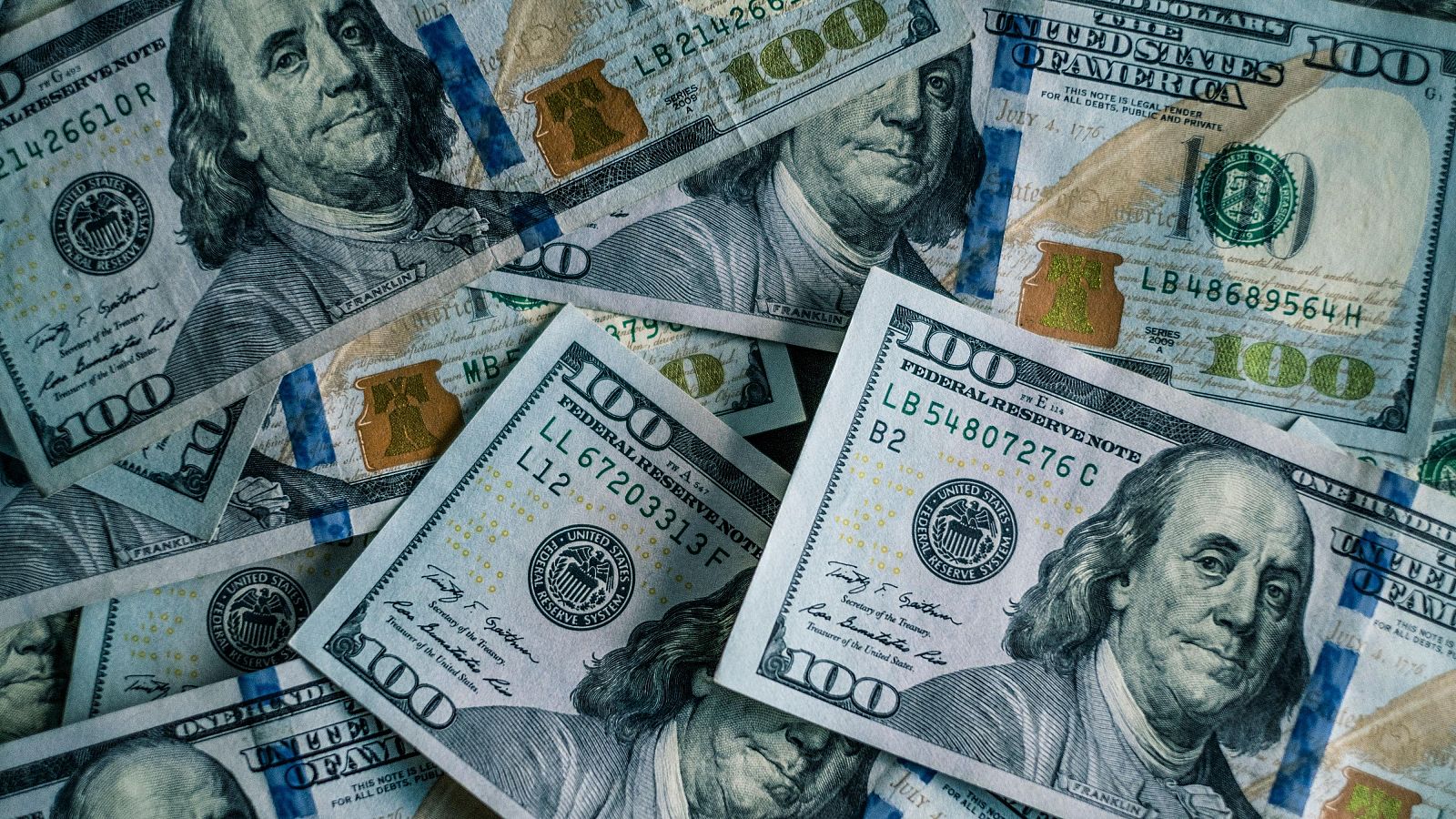 El número de grandes fortunas en España cayó un 1,6% en 2024 desde 250.000 hasta 246.000