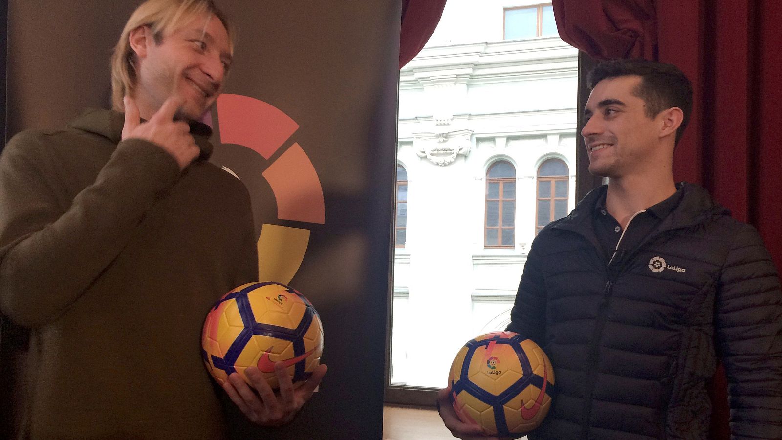 avier FernÃ¡ndez promociona LaLiga en la plaza Roja