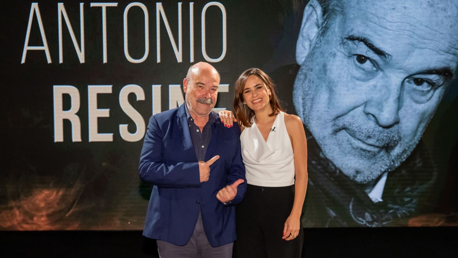 Antonio Resines y Elena S. Sánchez