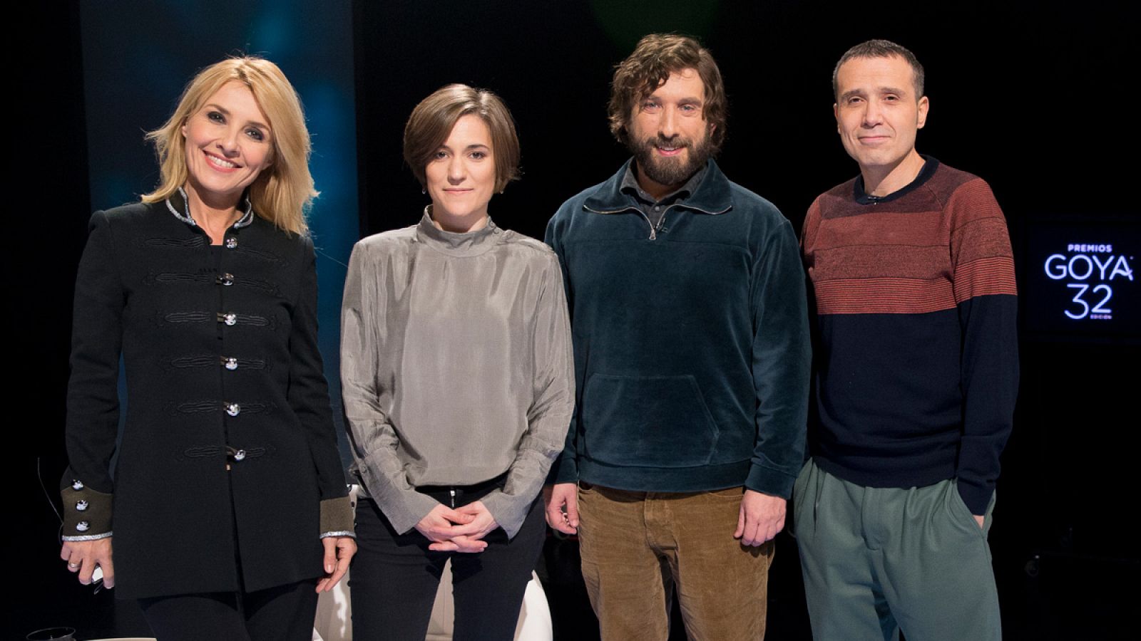 Cayetana Guillén Cuervo con Carla Simón, Lino Escalera y Sergio G. Sánchez, aspirantes al Goya a la Mejor Dirección Novel