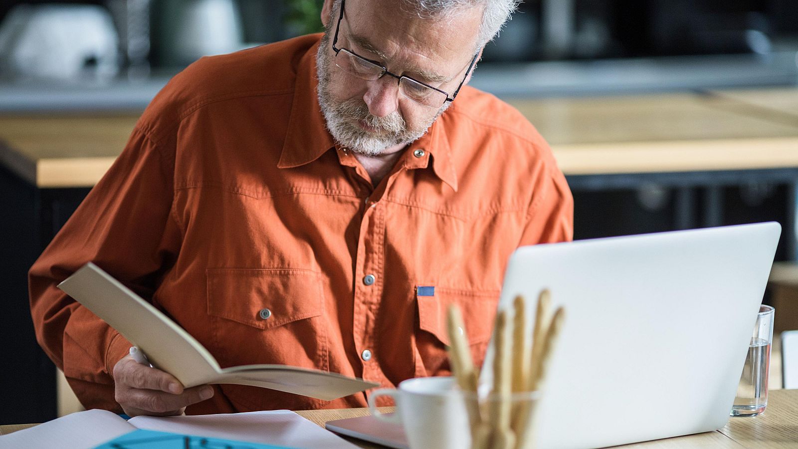 El número de autónomos crece en 106.654 trabajadores en los últimos cuatro años impulsado por los cotizantes sénior