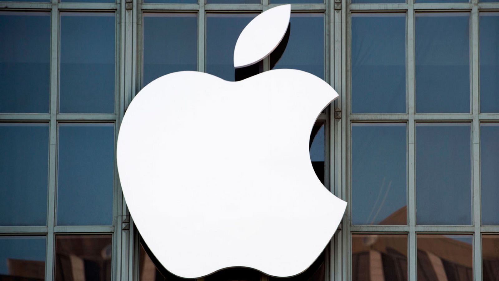 Apple realizará un pago fiscal "récord" de unos 61.104 millones de euros tras la reforma fiscal de Trump