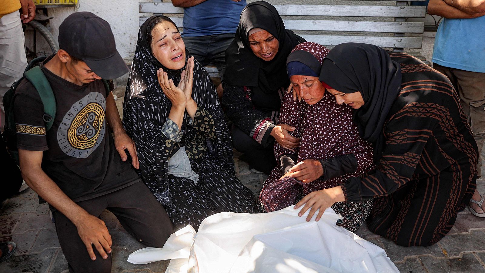 Israel continúa bombardeando Gaza y mata a 90 personas en 48 horas