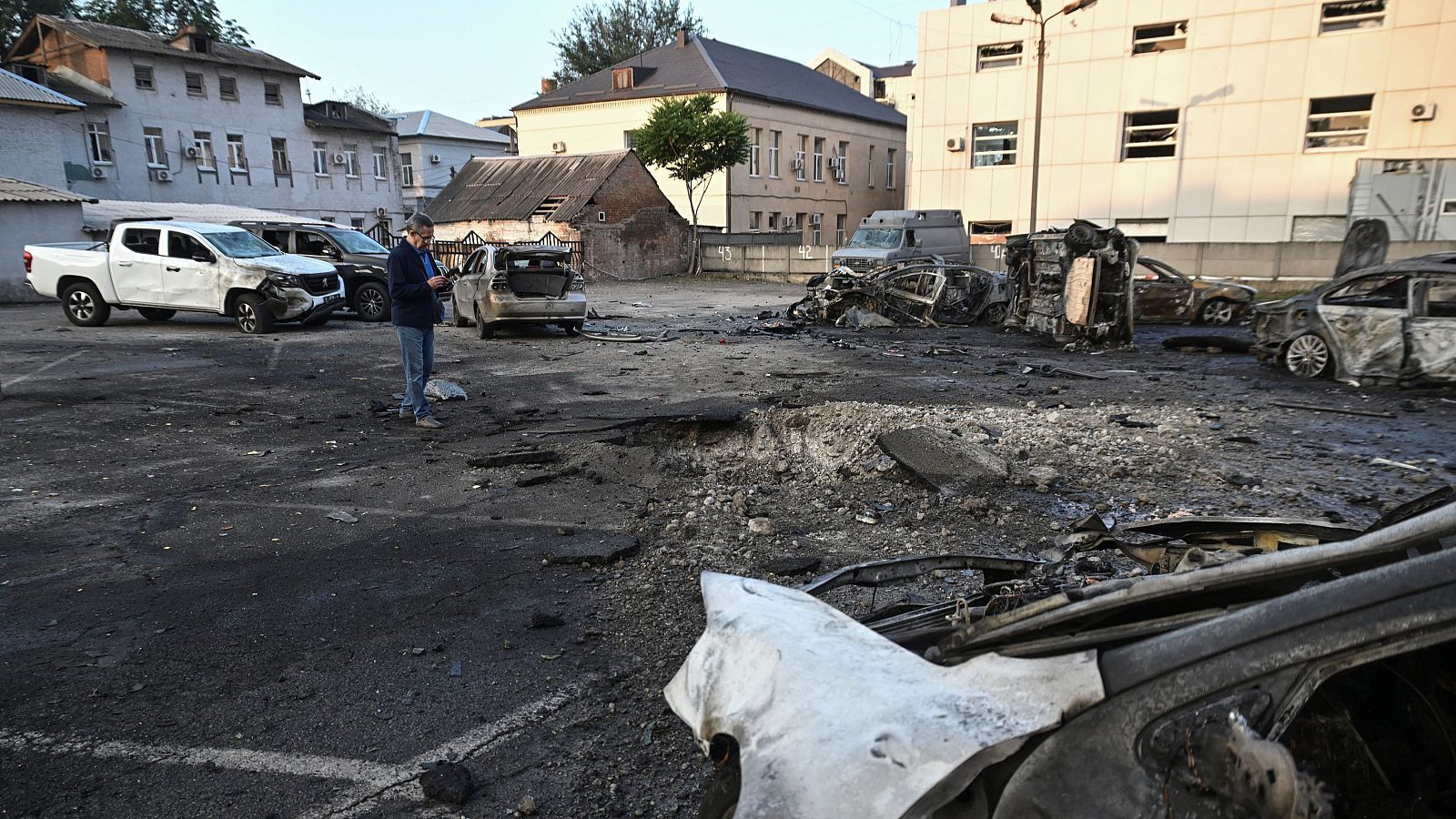 Lugar del impacto de un dron lanzado por Rusia en Zaporiyia