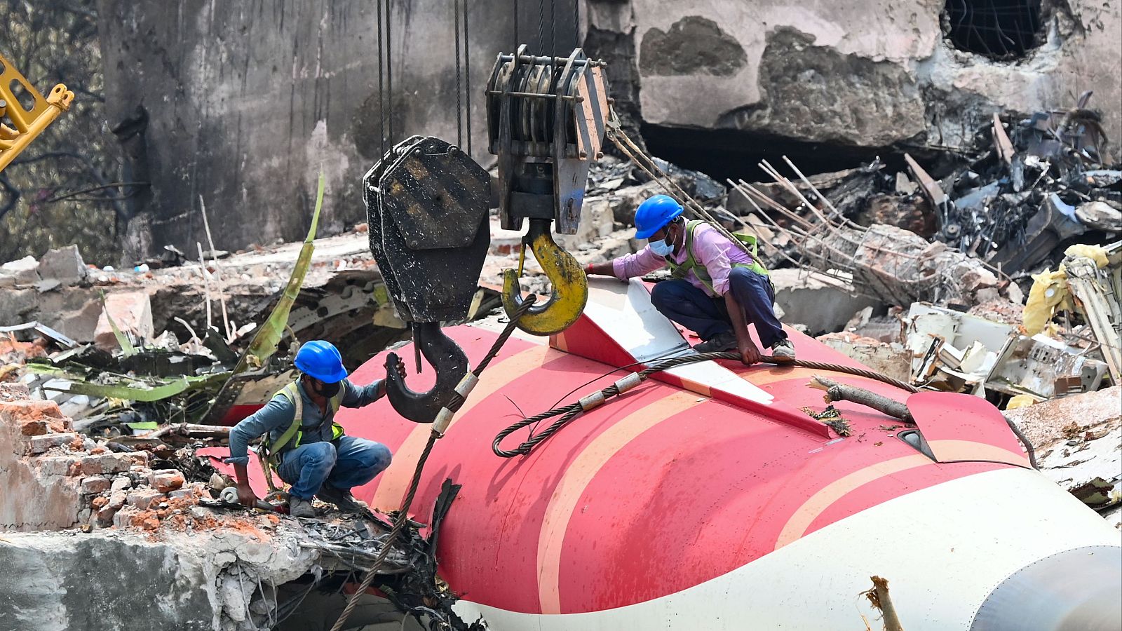 Hallada la segunda caja negra del avión de Air India siniestrado el pasado jueves