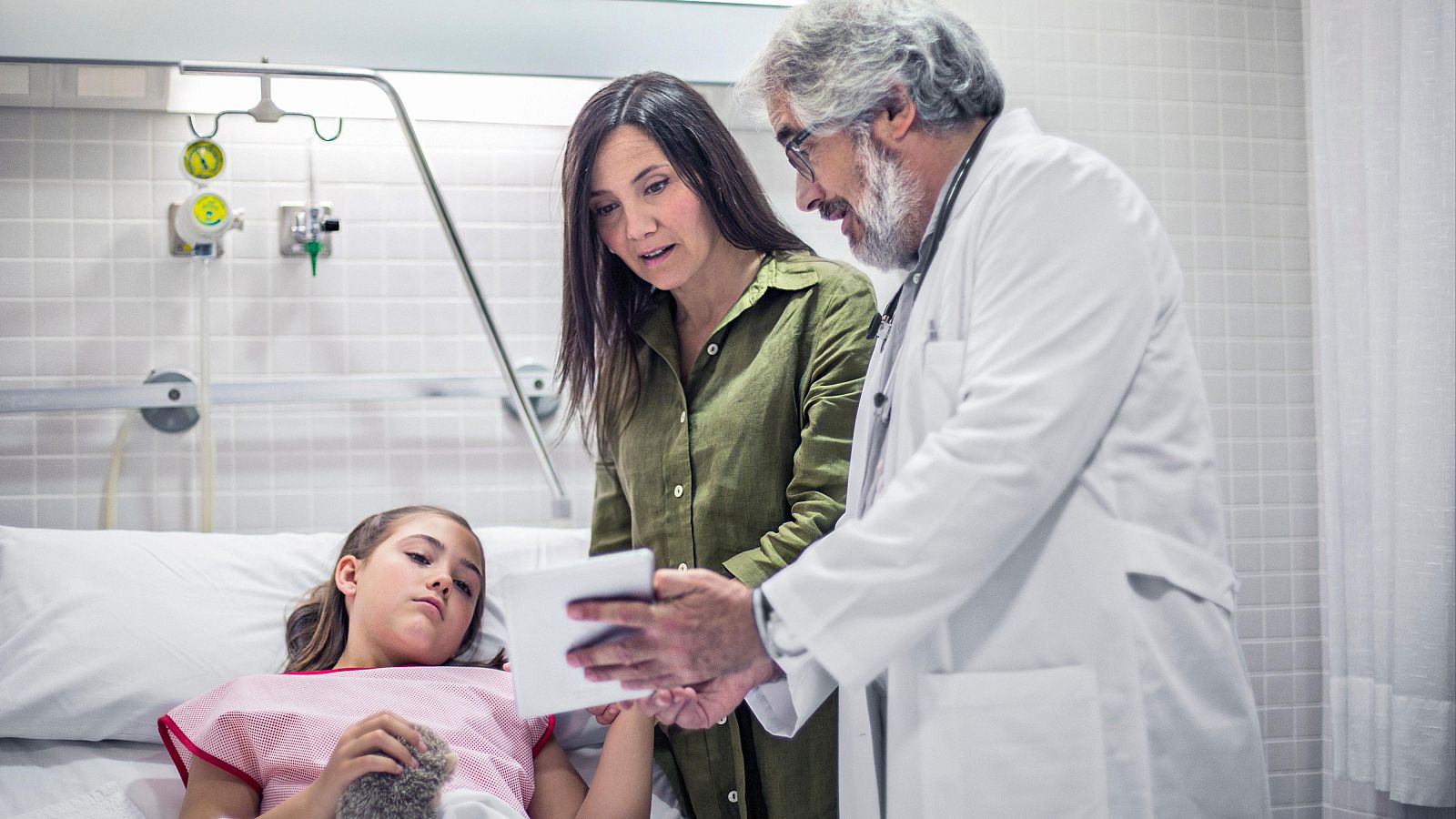 Función Pública acuerda el permiso retribuido de hasta tres meses para el cuidado de menores gravemente enfermos