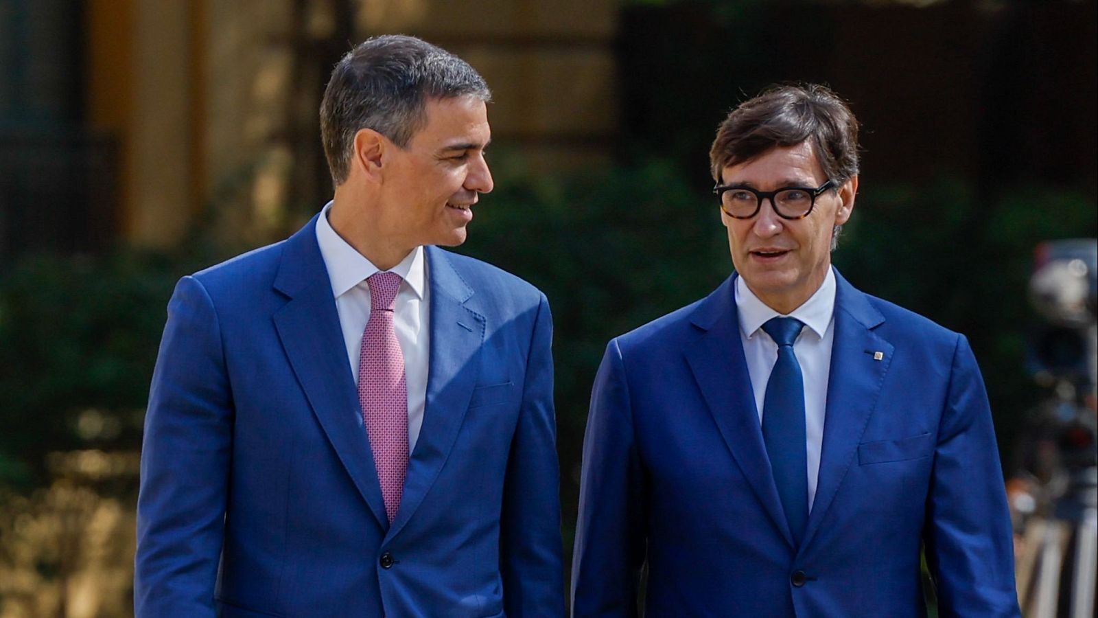 El presidente del Gobierno, Pedro Sánchez, y el 'president' catalán, Salvador Illa, en la última Conferencia de Presidentes en Barcelona