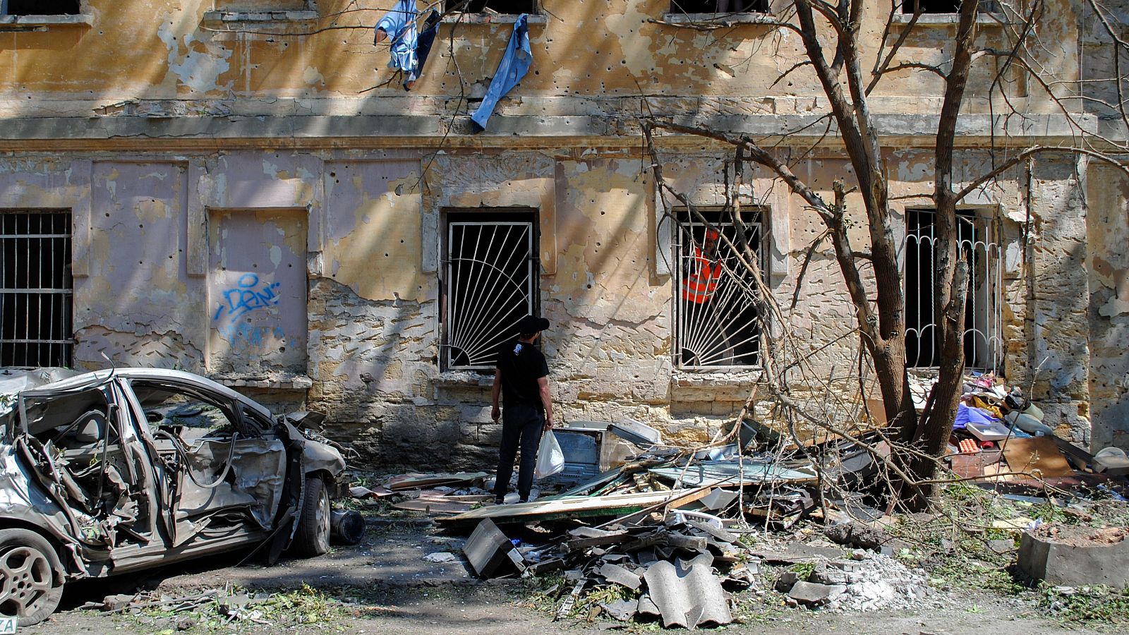 Edificio de viviendas en Odesa dañado en un ataque ruso