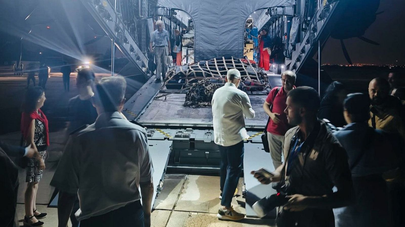 Llegan a España los españoles evacuados de Israel e Irán tras la escalada en el conflicto