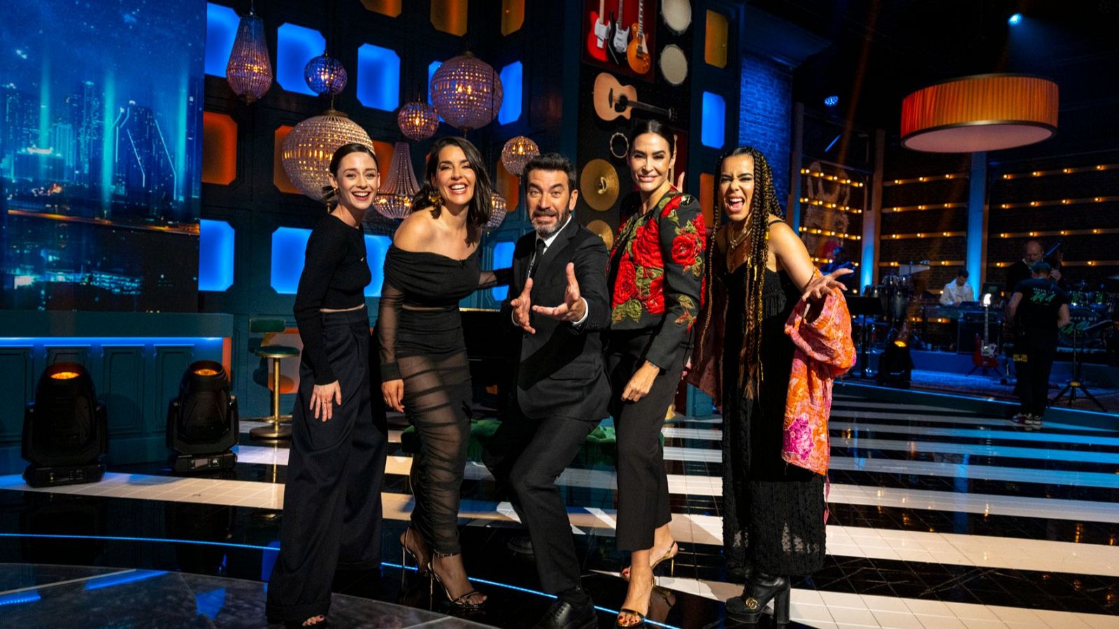 Elena Rivera, Ruth Lorenzo, Arturo Vals, Vicky Martín Berrocal y Beatriz Luengo en 'That's my jam: que el ritmo no pare'