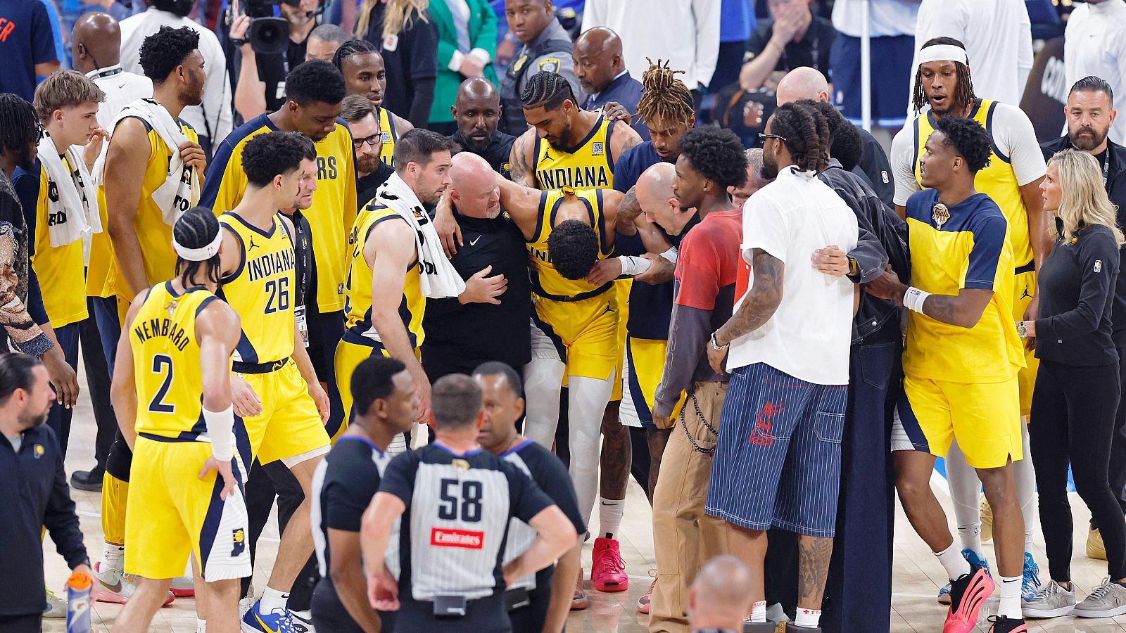 Momento de la grave lesión de Haliburton, que marcó el desenlace de la final de la NBA.