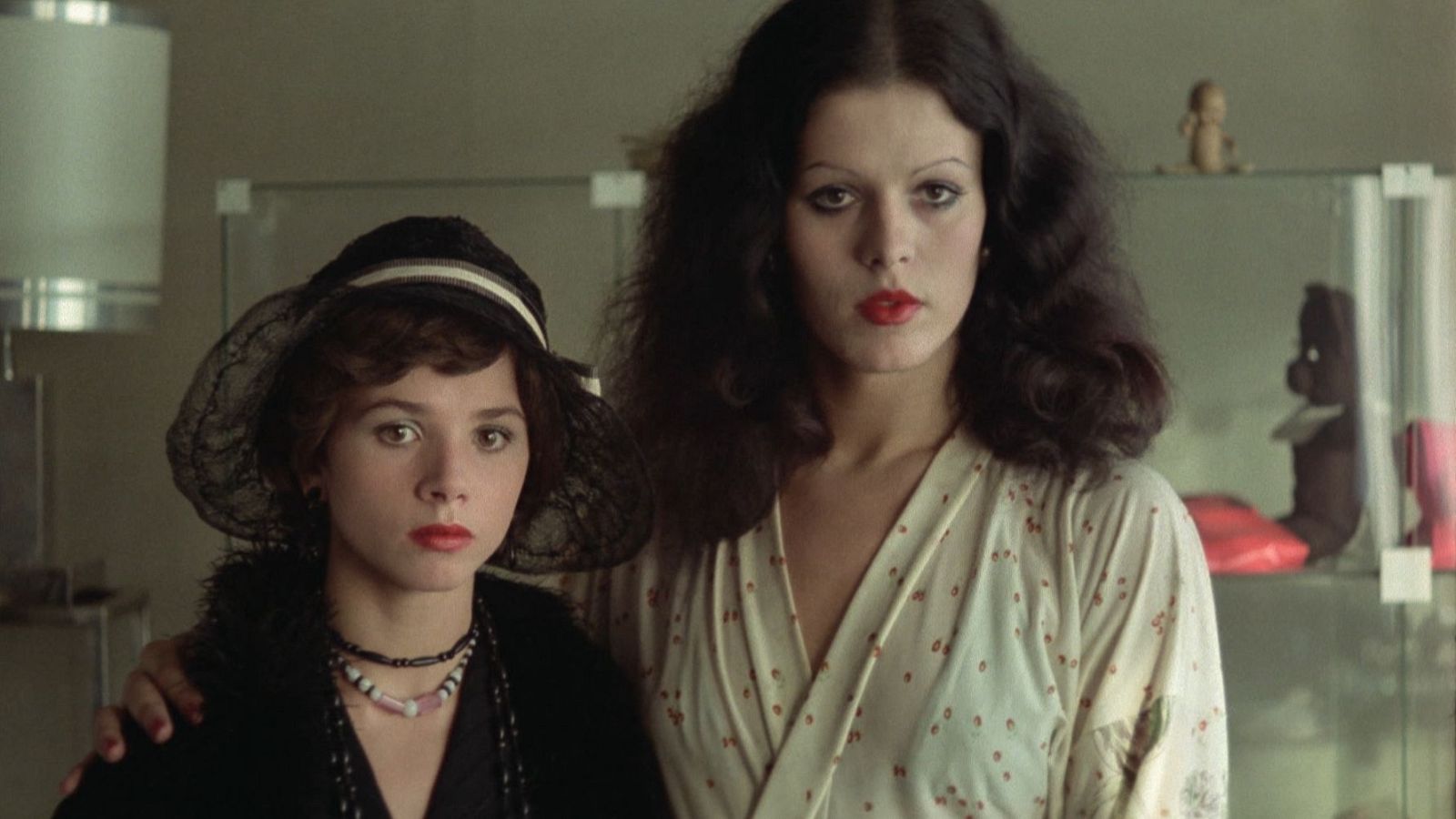 Victoria Abril y Bibiana Fernández en 'Cambio de sexo'