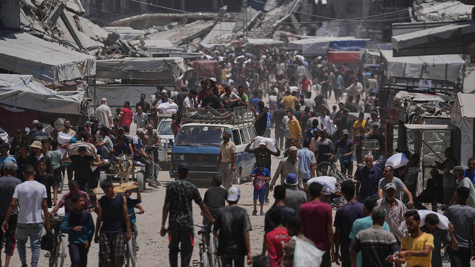 Israel detiene la ayuda humanitaria a Gaza tras alegar que Hamás se apropia de los suministros