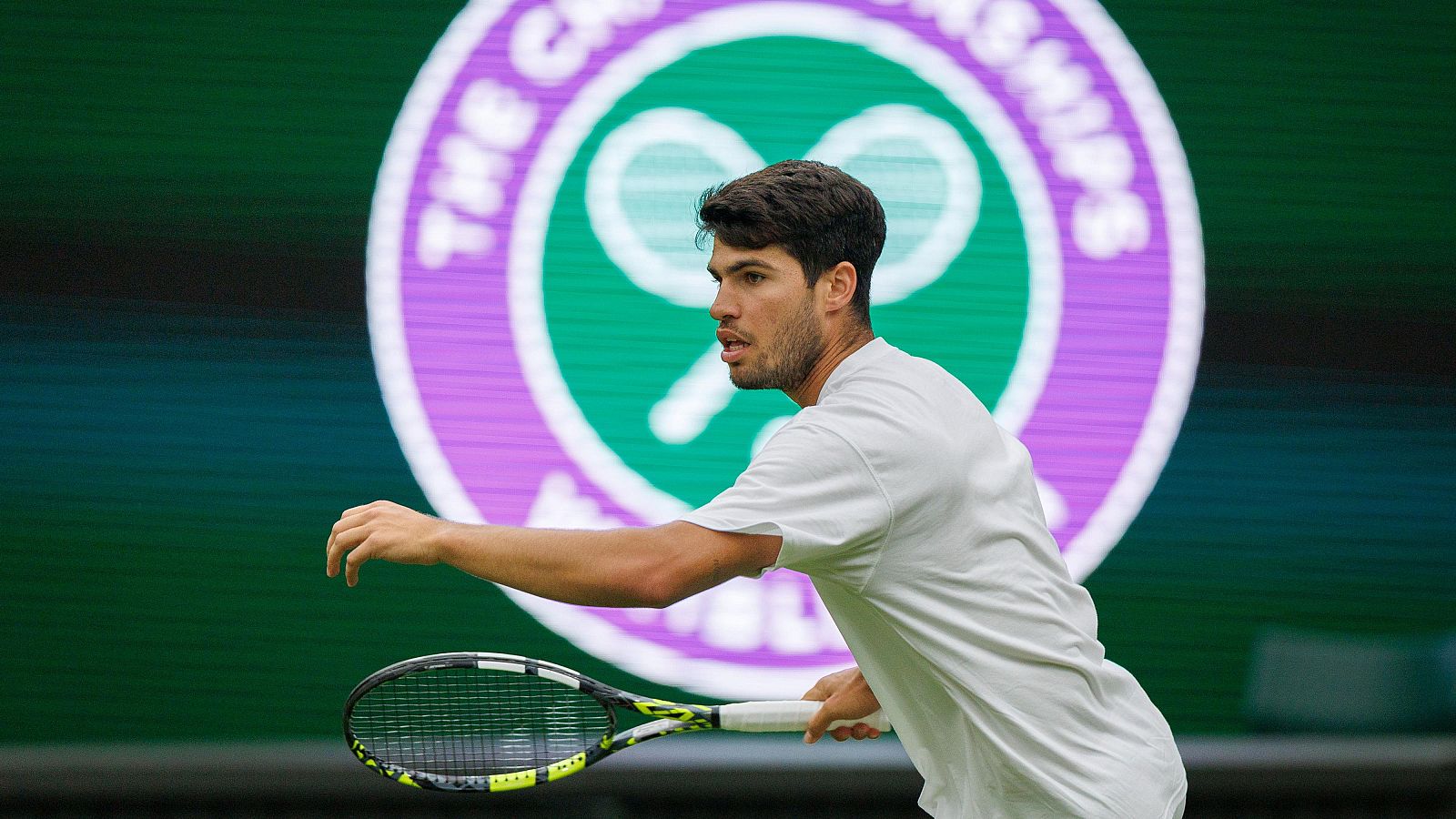 Carlos Alcaraz, en un entrenamiento en Wimbledon