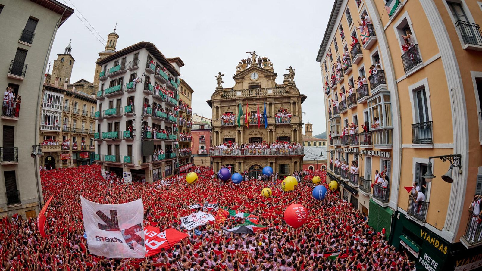 ¿Cuándo es el Chupinazo de San Fermín 2025? Hora, dónde ver en TV y quién lo lanza