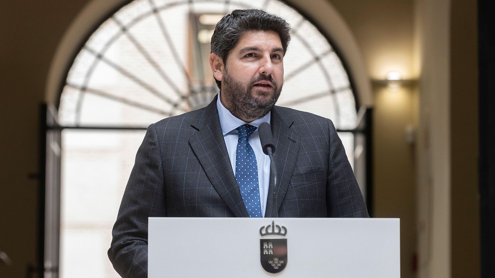 El presidente de la Región de Murcia, Fernando López Miras, en el Palacio de San Esteban