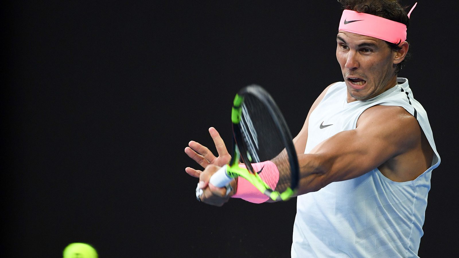 Nadal suda para vencer a Schwartzman y ya está cuartos