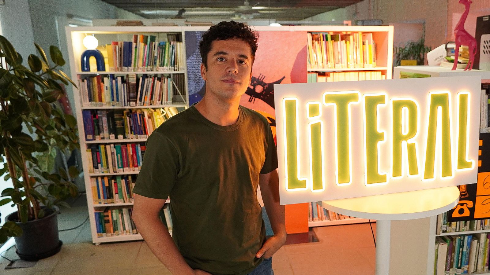 Emilio Doménech presenta el nuevo formato de Playz 'Literal'